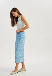 Koton MIDI  - A-linjainen hame - light blue