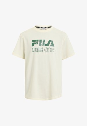 Kremfarvet t-shirt med korte ærmer med grøn FILA Athletics-logo og tre grafiske sportsbolde foran.