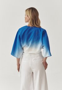 TATUUM SALWADORA - Blúzka - blue