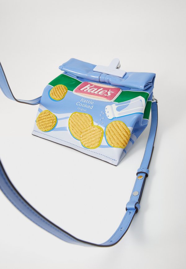 SNACK TIME PATENT  - Cross body bag3