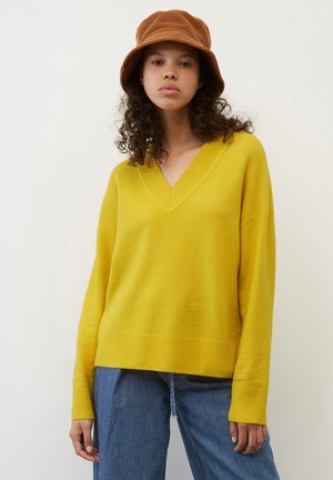 V NECK DROPPED SHOULDERS - Jumper - sizzling sunflower