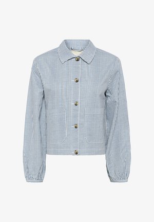 Črtasta jakna v modri in beli barvi, izdelana iz tkanine, z ovratnikom, spredaj zapenjanje na gumbe in dvema sprednjima žepoma.