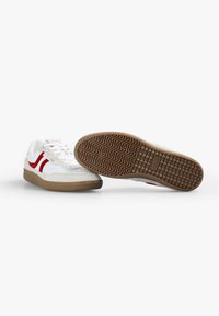 Scalpers Sneakers basse - off white
