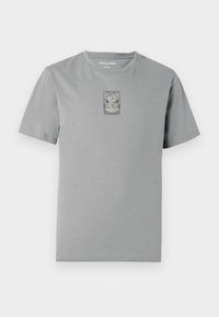 Seleccionado, ultimate grey