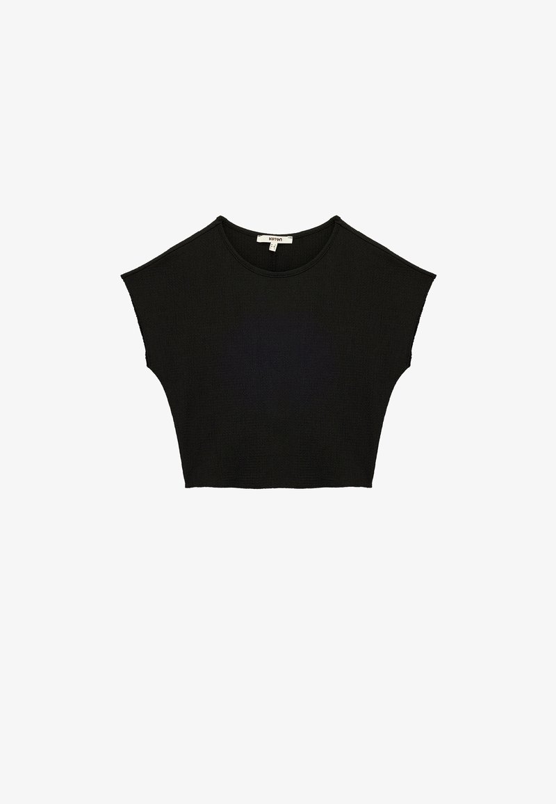 Schwarzes, kurz geschnittenes Top aus strukturiertem Stoff, mit weiten Ärmelöffnungen und rundem Ausschnitt. Einfaches Design ohne Muster oder Verzierungen.