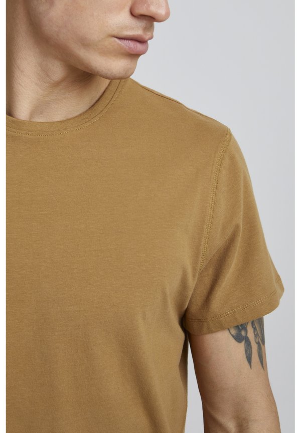 PRJonte - Basic T-shirt - chipmunk3