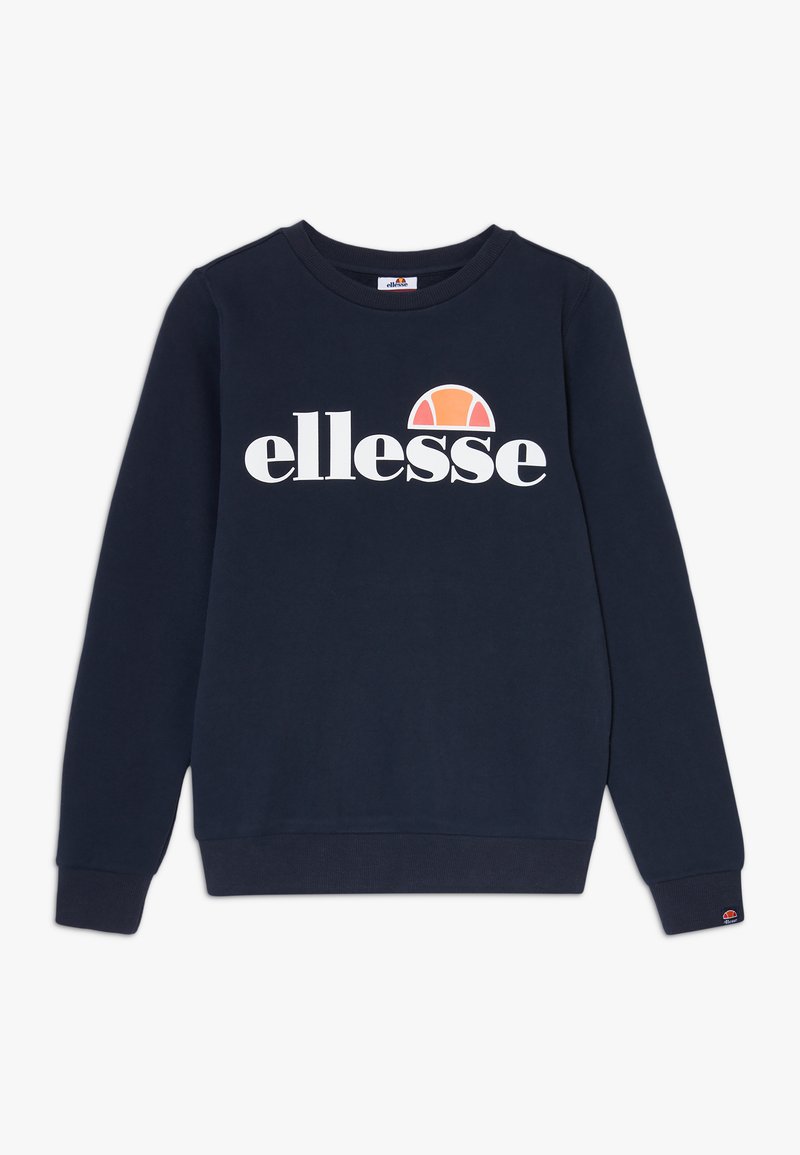 Sudadera azul marino con cuello redondo clásico. Presenta un gran logo blanco de "ellesse" y un diseño de semicírculo naranja por encima del texto.