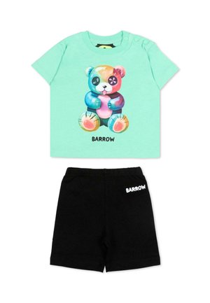 Miętowo-zielona koszulka dla malucha z kolorowym nadrukiem misia i czarne spodenki, oba z widoczną nazwą marki "BARROW".