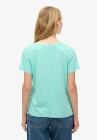 Superdry & Co EMBROIDERED V NECK  - T-shirt basic - fluro mint