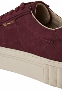 Tamaris Baskets basses - bordeaux