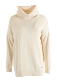 Suéter en color marfil con cuello de cowl, hecho de una tela suave, que presenta mangas largas, detalles acanalados en el cuello y el dobladillo, y un sutil logo.
