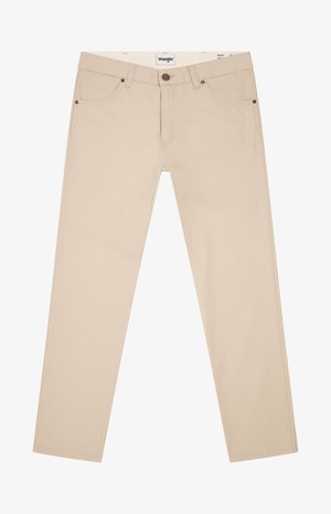 Beżowe spodnie Wrangler o prostych nogawkach, z pięcioma kieszeniami, zapinane na guzik, z szlufkami na pasek.