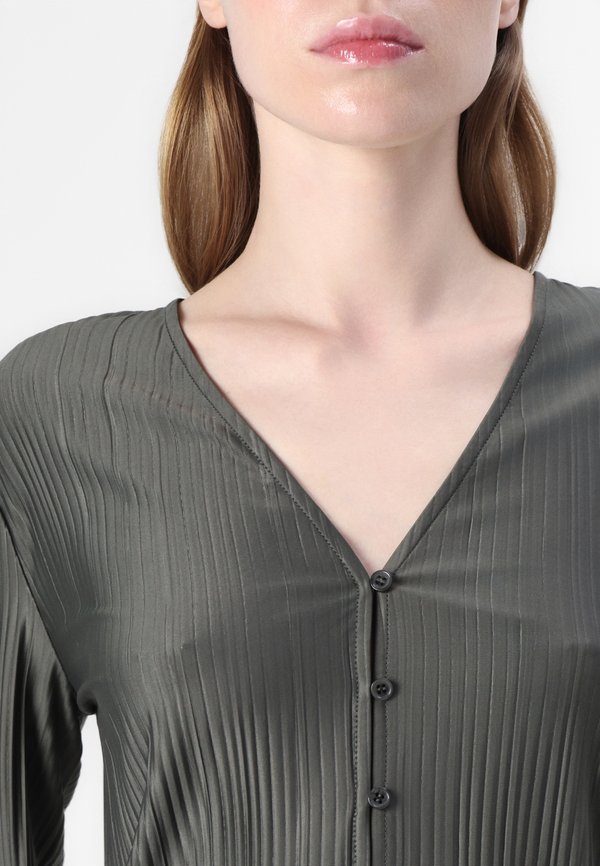 UMA BLOUSE - Button-down blouse - beluga2