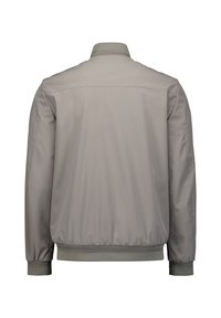 Grijze bomberjack met een gladde textuur, geribbelde kraag, manchetten en band aan de onderkant. Heeft een effen kleur met een minimalistisch ontwerp.
