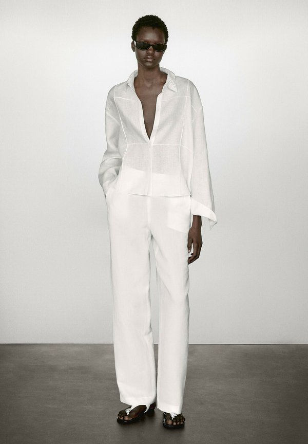 WITH EMBROIDERED DETAIL - Button-down blouse3