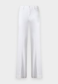 Jean larges blancs à taille haute, dotés d'une fermeture à bouton, d'un design à cinq poches et de ourlets retroussés. Fabriqués en tissu denim.