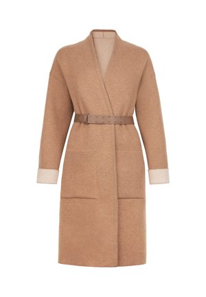 Kamelfarvet lang uldfrakke med åben forside, matchende bælte i taljen, store forlommer og opkørte lyse beige manchetter.