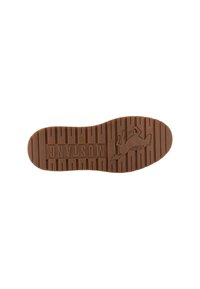Hnedá gumená podrážka s vertikálnymi a horizontálnymi drážkami, s embosovaným logom a dizajnom koňa v strede.