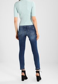 IVY OAK Camiseta estampada - mint