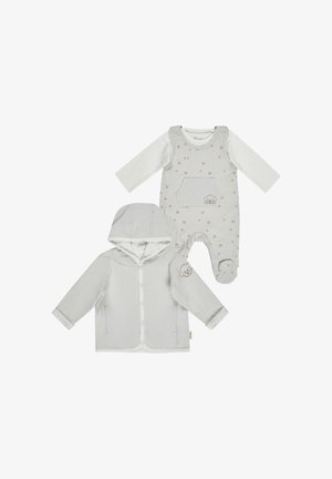 Hellgraues Babyoutfit mit einer Kapuzenjacke mit Frontknöpfen und einem passenden Overall mit Blumenmuster und einem Designelement auf der Vorderseite.