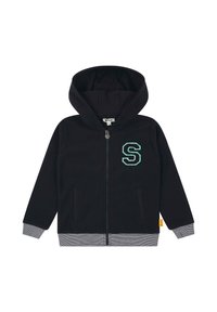 Schwarzer Zip-Hoodie mit einem grünen gestickten "S" auf der Brust, ausgestattet mit Taschen und gestreiften grauen Akzenten an den Bündchen und dem Saum.