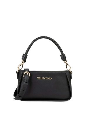 Sac à main Valentino noir avec poignée supérieure tressée, bandoulière ajustable, garnitures dorées et logo sur le devant.