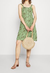 Noisy May Freizeitkleid - khaki
