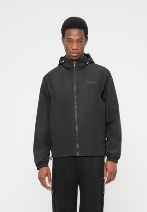 HOODED - Letná bunda - black