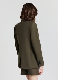 Calliope DOPPIOPETTO DUE - Cappotto corto - verde militare scuro