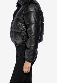 WITTCHEN Vinterjacka - black