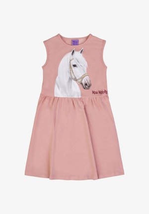 Ärmelloses rosa Kleid mit geraffter Taille, auf der Brust mit einem weißen Pferdekopf mit Zaumzeug und dem Schriftzug „Miss Melody“.
