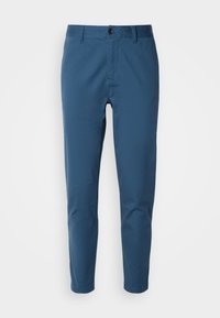 Kijelölve, heritage blue