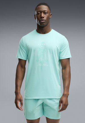 Puma, M PUMA X HYROX CLOUDSPUN THERMOADAPT TEE - Camiseta deportiva - intense mint
