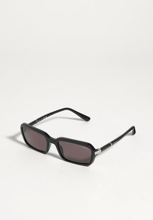 VOGUE Eyewear, Слънчеви очила - black