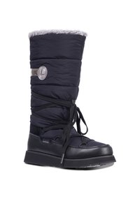 Sort vinterstøvle med en polstret, kviltet overdel, faux fur kant og en struktureret gummisål. Har snørebånd og et metal logoelement.