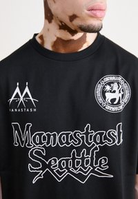 Manastash RE:POLY TEE UNIFORM - Tričko s potlačou - black