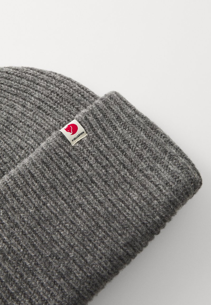 Sophie Turner The Dark Phoenix 123movies Baseball Hat Retro