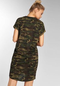 DEF LEXY  - Kjole - camouflage