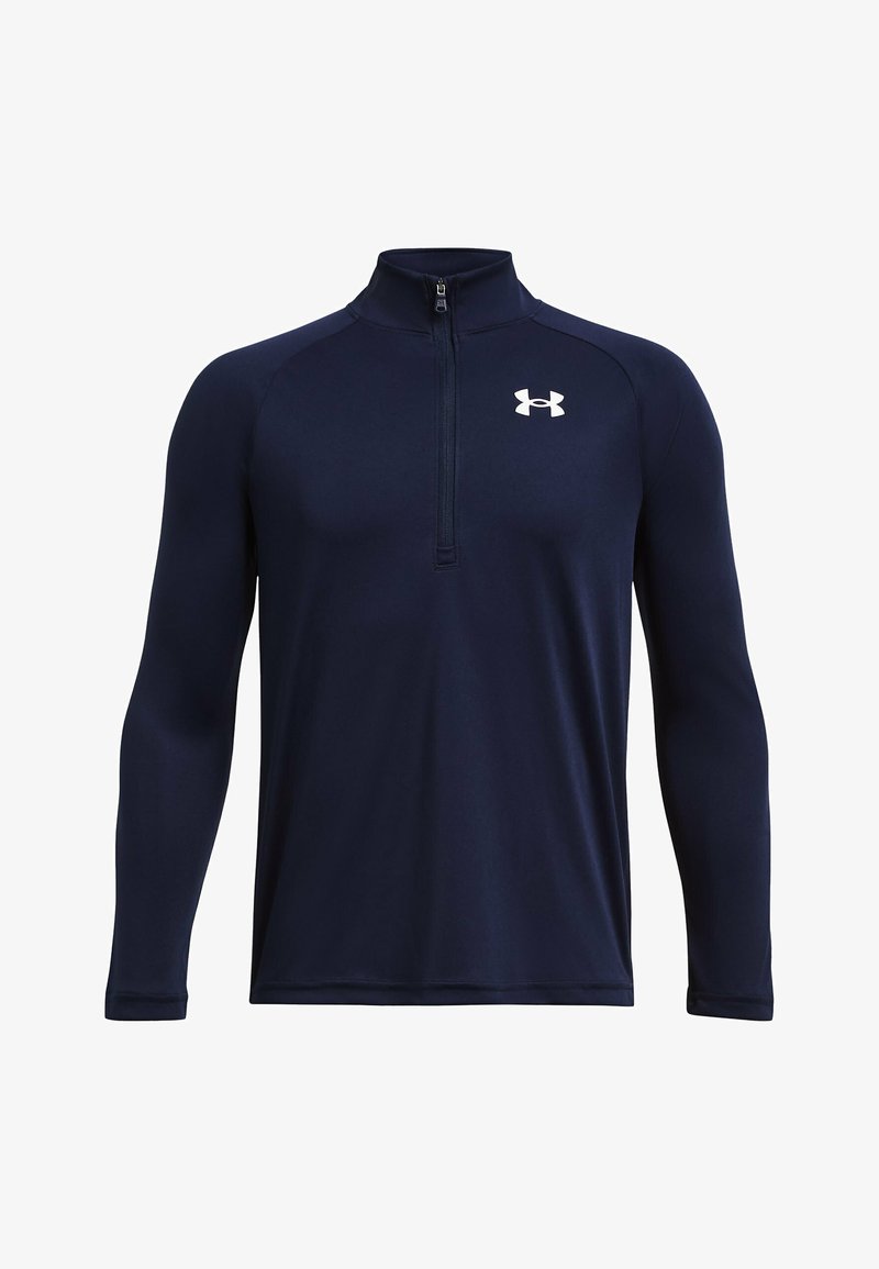 Tamsiai mėlynos spalvos ilgarankovė sportinė marškinė su ketvirčiu užtrauktuku, pagaminta iš lygaus, tampraus audinio; turi baltą logotipą ant kairiojo krūtinės ir prigludusią konstrukciją.