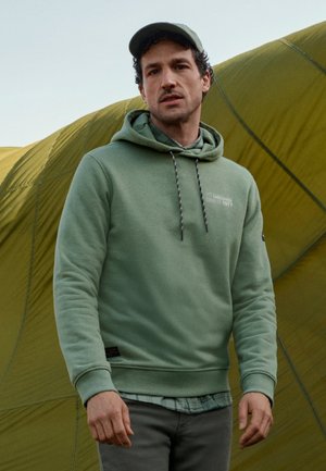 camel active, HOODIE MIT RÜCKENPRINT - Kapuzenpullover - leaf green