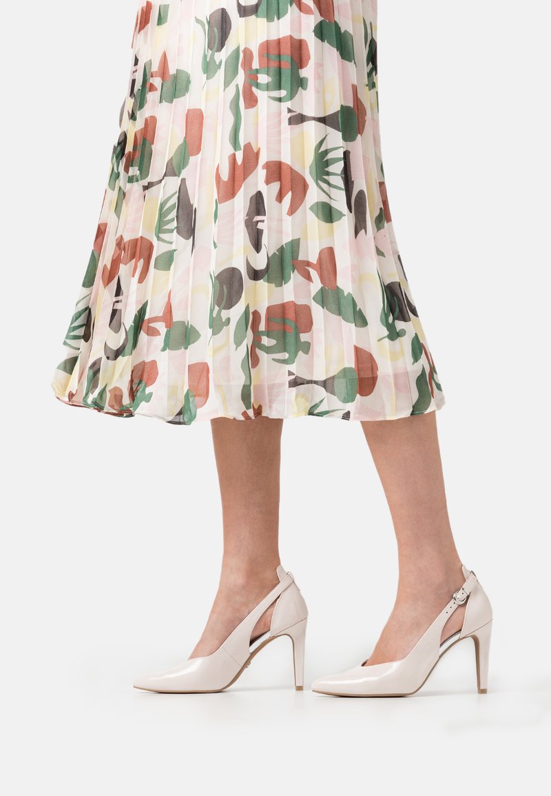 Marco Tozzi by Guido Maria Kretschmer BY GUIDO MARIA KRETSCHMER - Klassiske pumps - powder