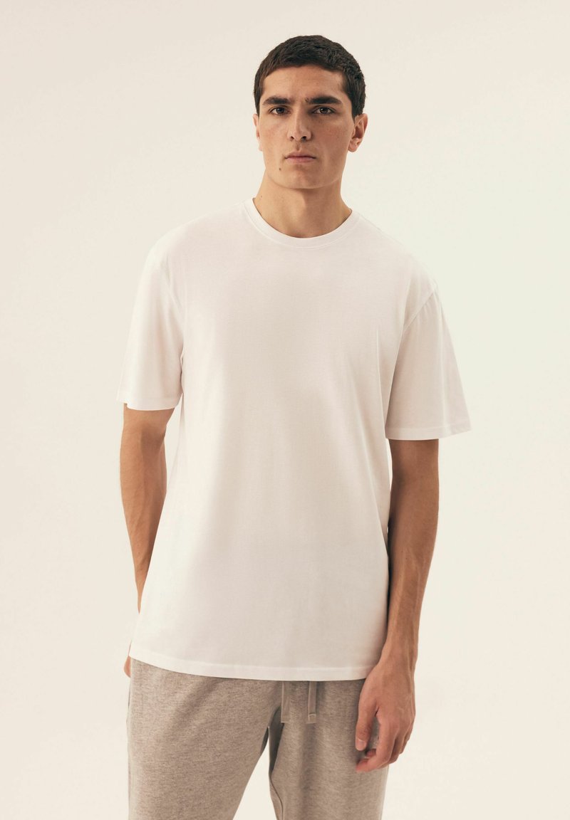 Henderson MITE biały