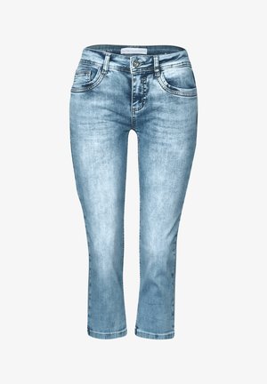 Jeans in denim azzurro chiaro con taglio dritto, dotati di tasche frontali, passanti per cintura e una finitura sbiadita. Cuciture visibili e chiusura con bottone.
