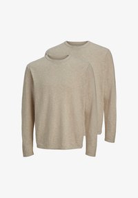 Non sélectionné, string