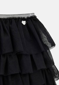 Guess KURZER VOLANT - Trapecinis sijonas - schwarz