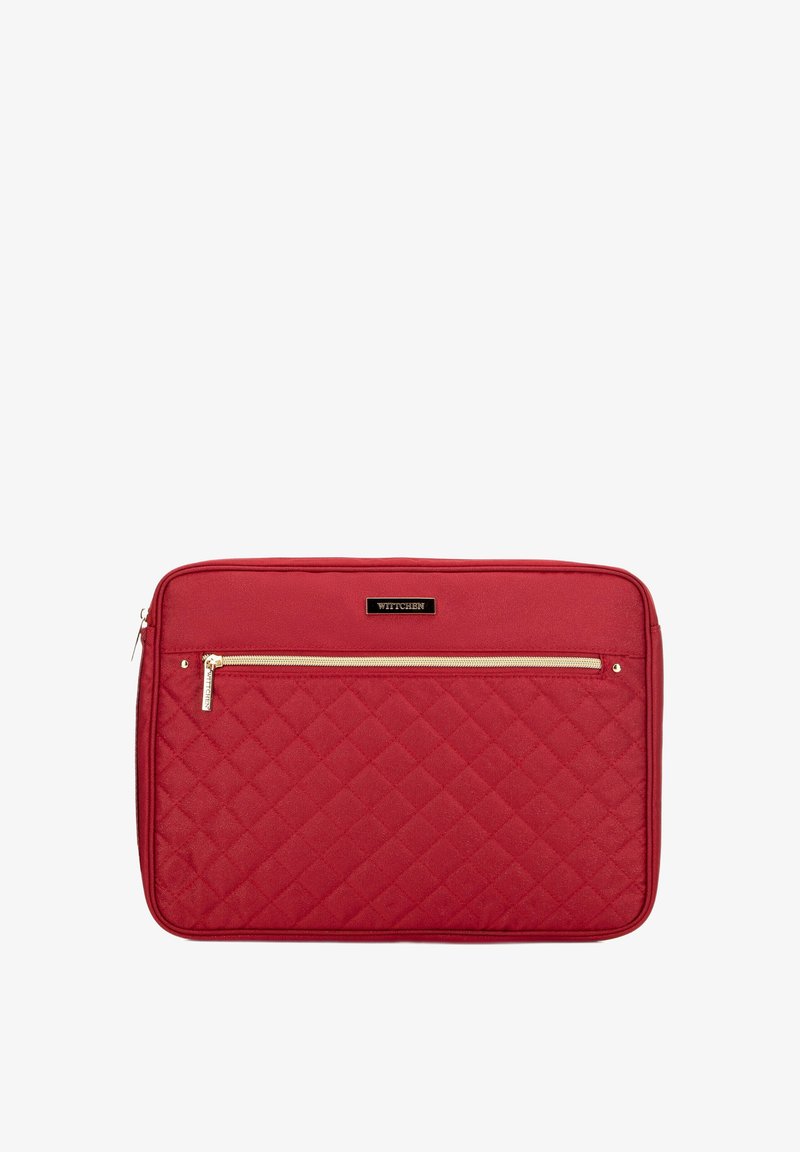 Rode gestikte laptoptas met een gouden rits, voorzien van een voorkantzak en een stijlvol, gevoerd ontwerp ter bescherming van het apparaat.