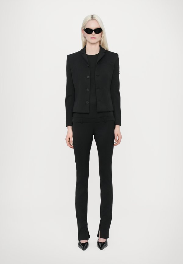 TRAPEZE TOO TIGHT SUIT JACKET - Blazer3