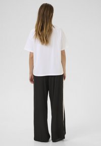 Kaffe ELLY - T-shirt con stampa - optical white