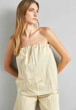 By Malene Birger VANNI  mleczny