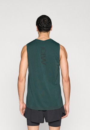 STRIDE SLEEVELESS TEE - Top - wet green